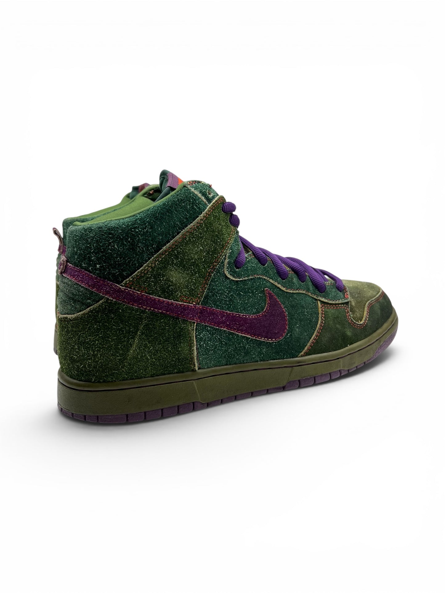 Nike SB Dunk High “Skunk 420” 2010