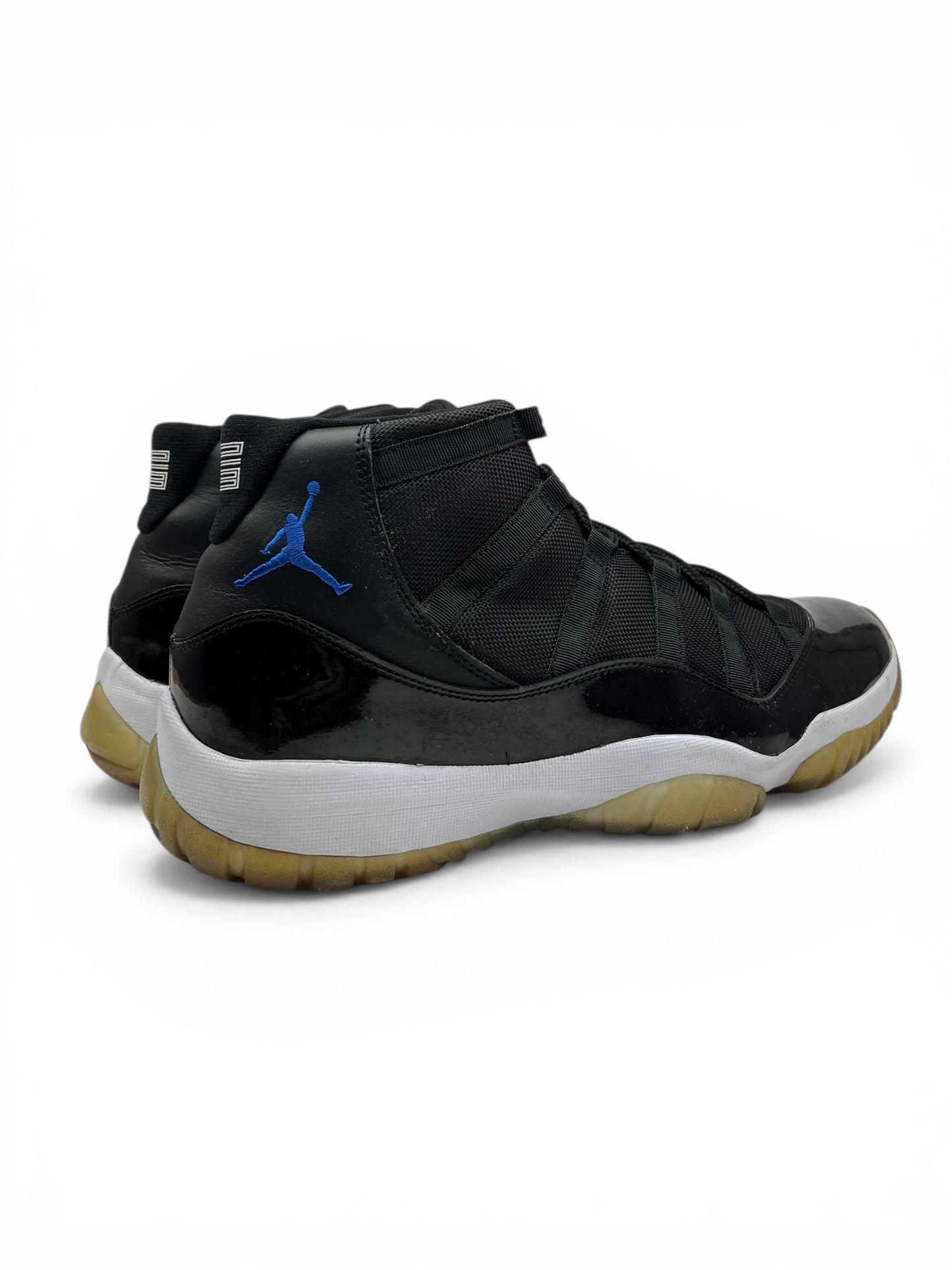 Air Jordan 11 Retro “Space Jam” 2009
