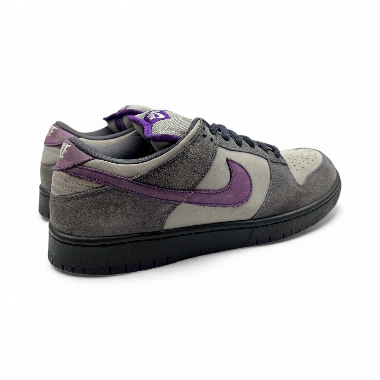 Nike SB Dunk Low “Purple Pigeon” 2006