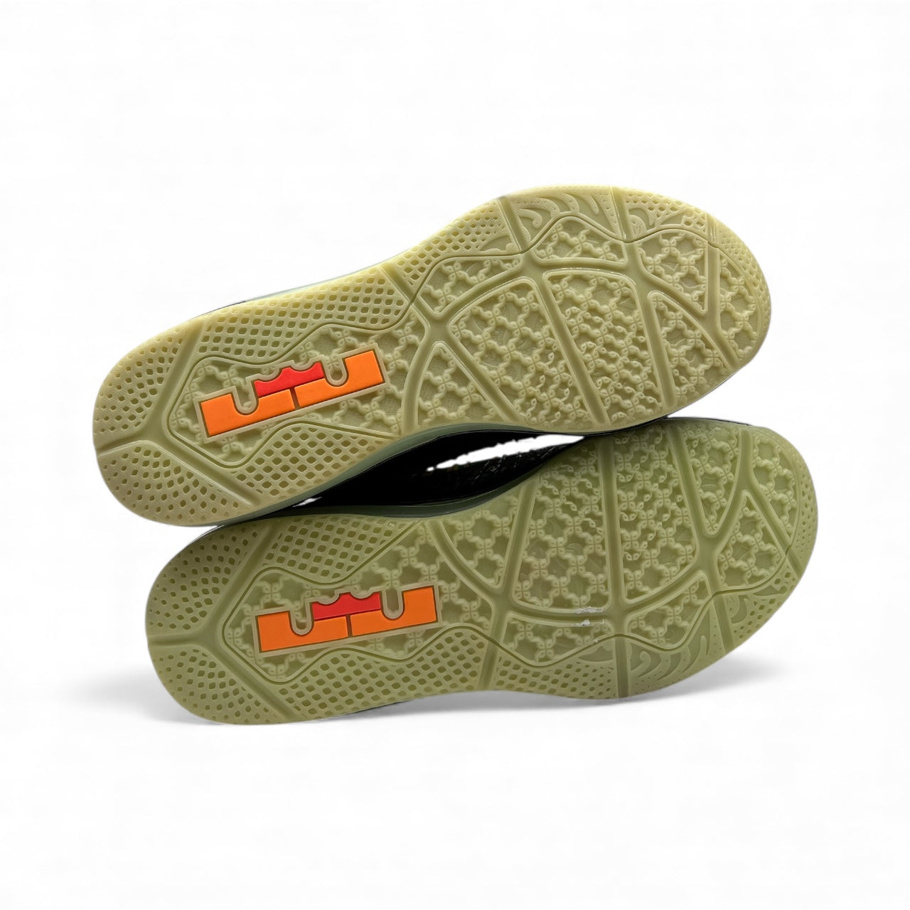 Nike LeBron 10 “Celebration Pack” 2013