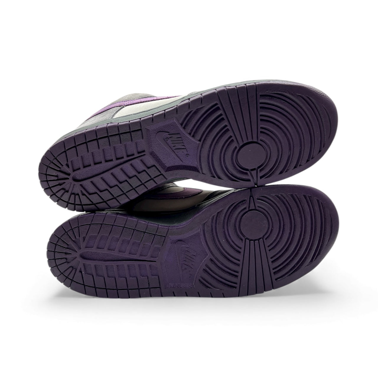 Nike SB Dunk Low “Purple Pigeon” 2006