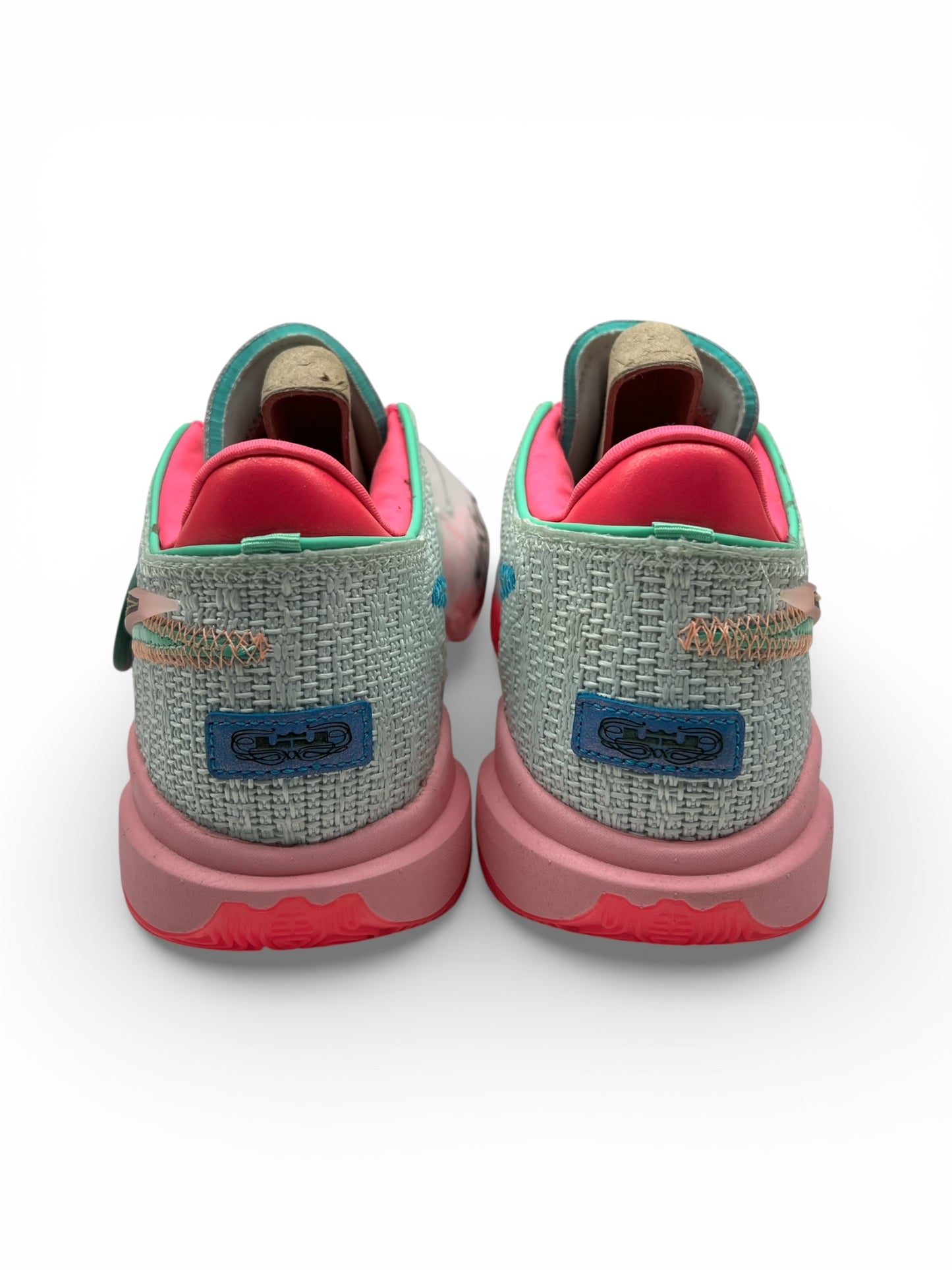 Nike LeBron 20 “Time Machine” 2022