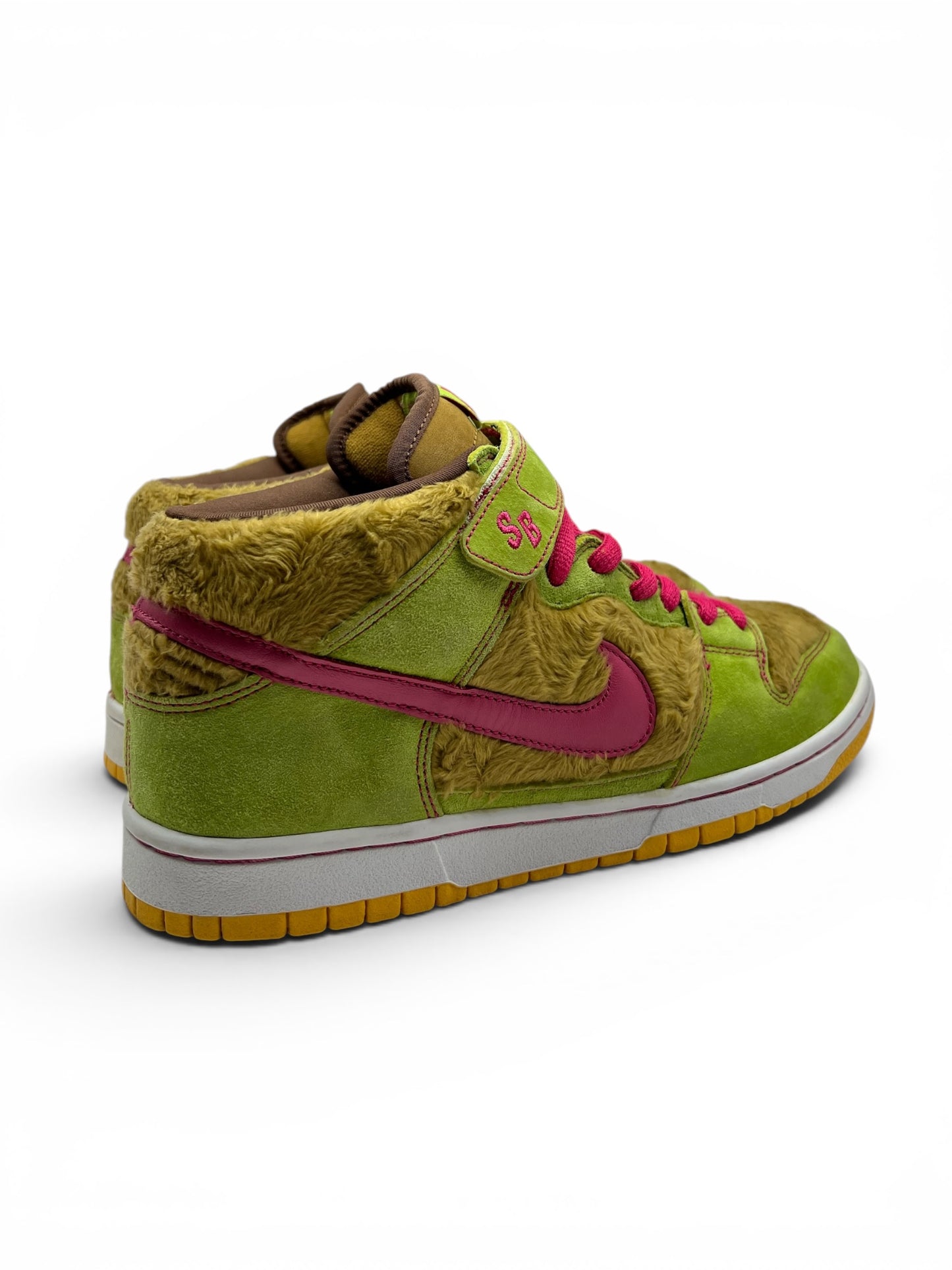 Nike SB Dunk Mid “Mama Bear” 2006