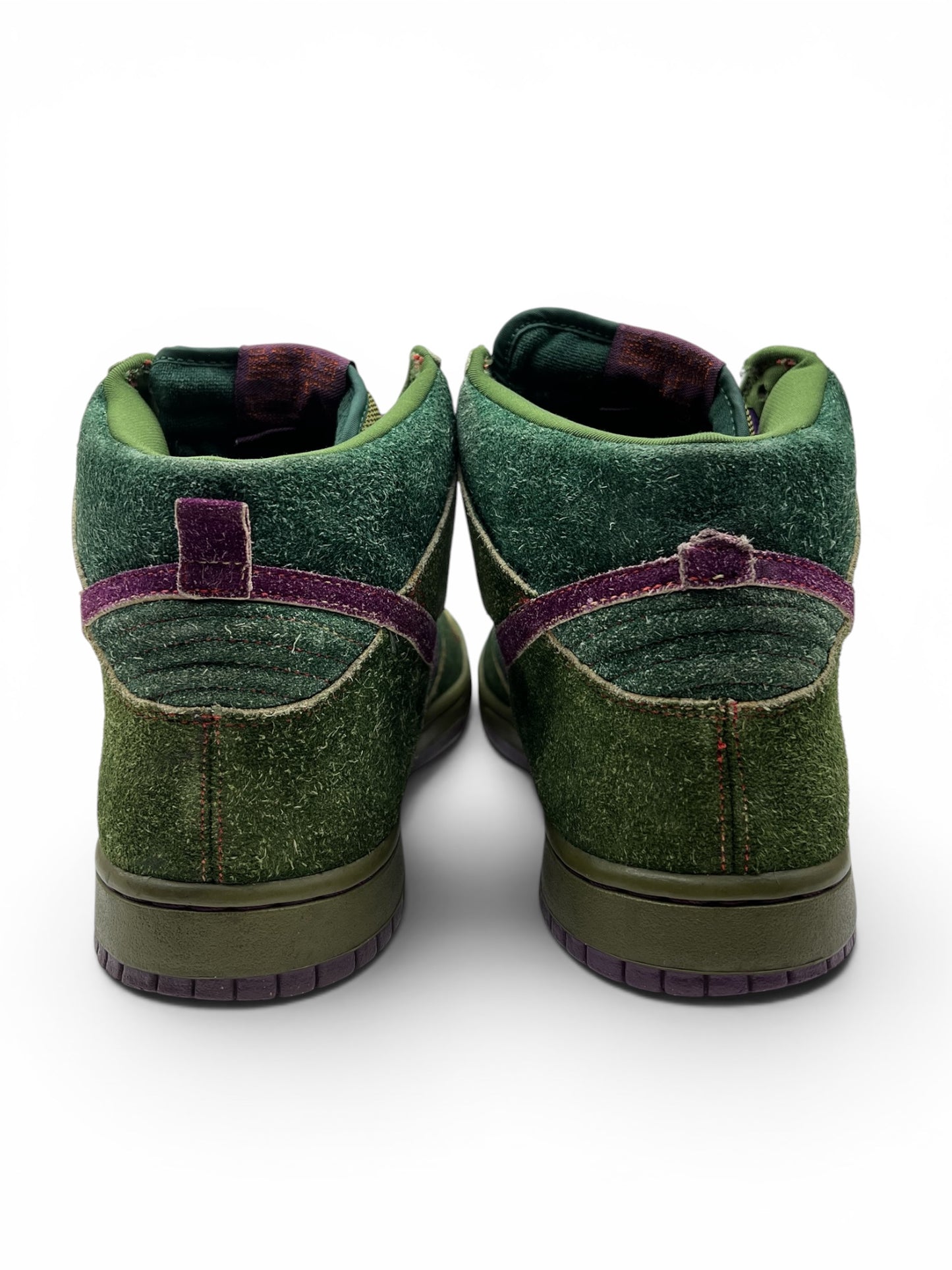 Nike SB Dunk High “Skunk 420” 2010